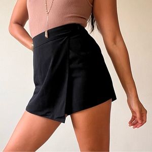 Forever 21 Black Skort